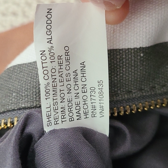 Weekender Bag - Picture 6 of 7